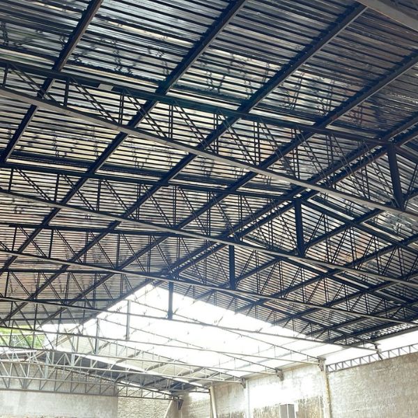 estrutura-de-ferro-telhado-sos-metalurgica-foz-3(1).jpg